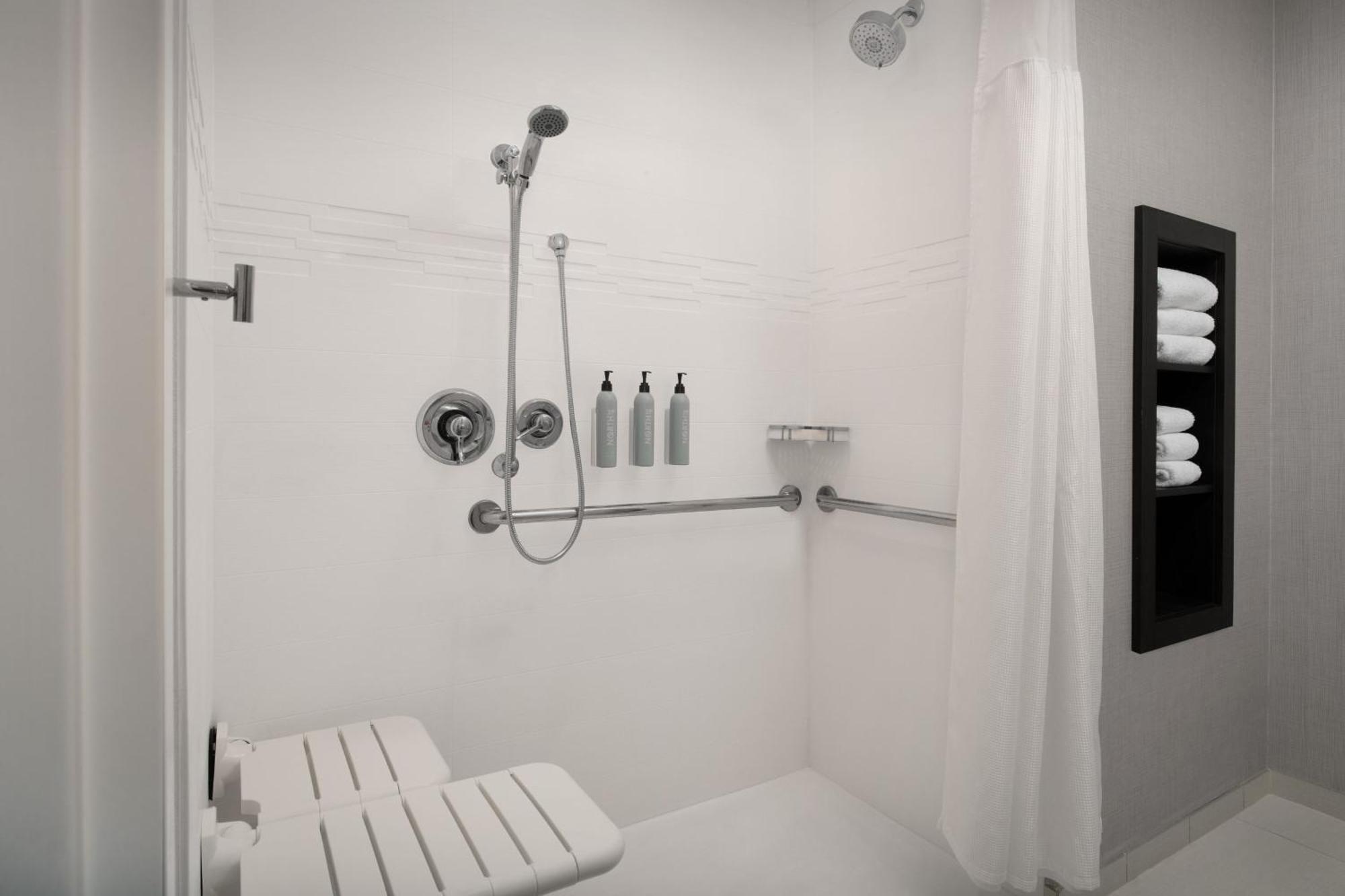 Residence Inn By Marriott Fresno 클로비스 외부 사진