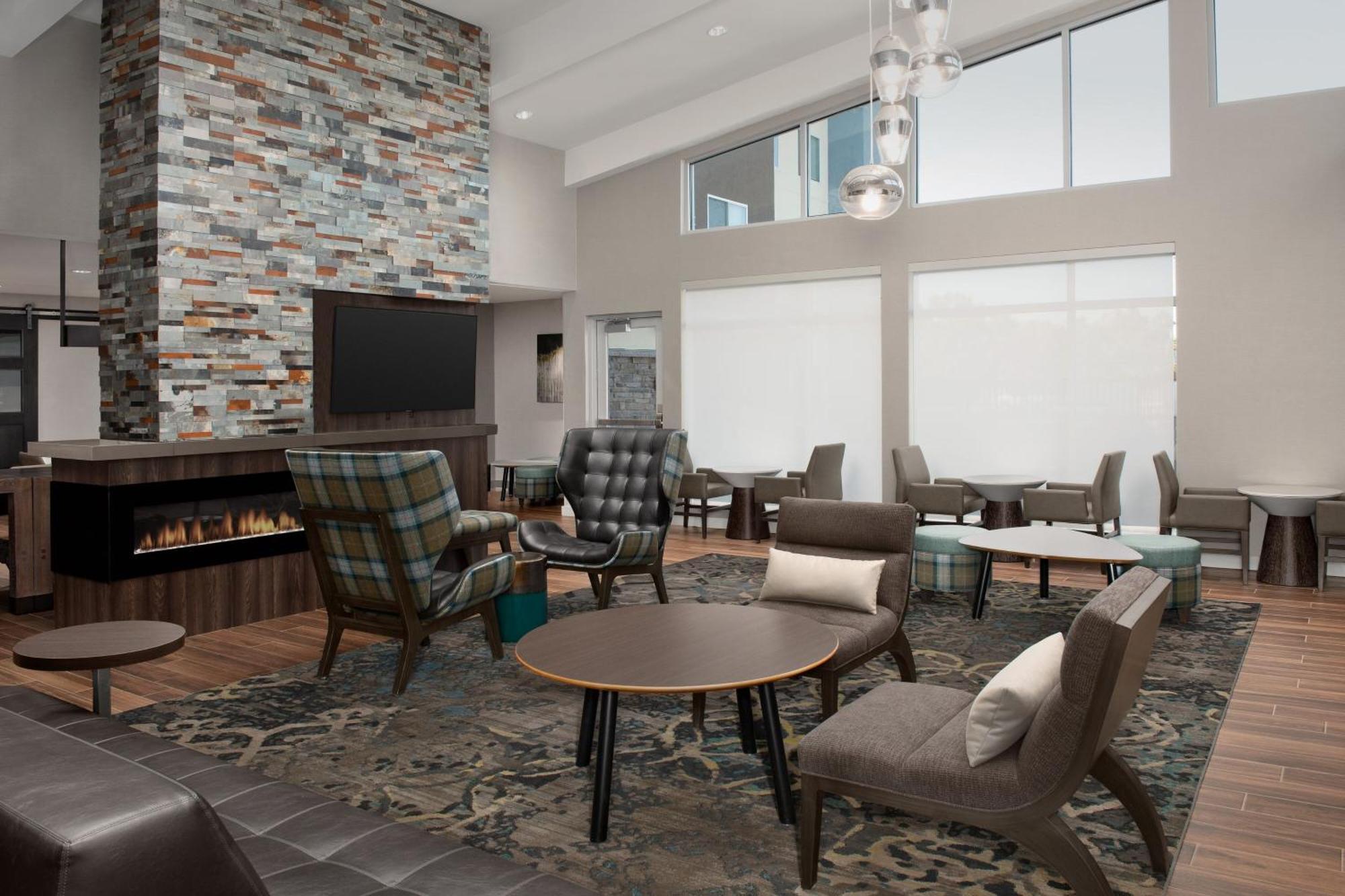 Residence Inn By Marriott Fresno 클로비스 외부 사진